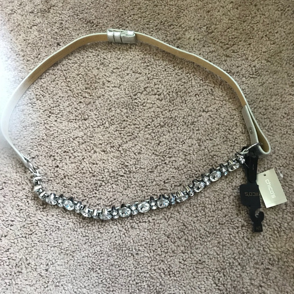 NWT adjustable belt by Chicos size S/M